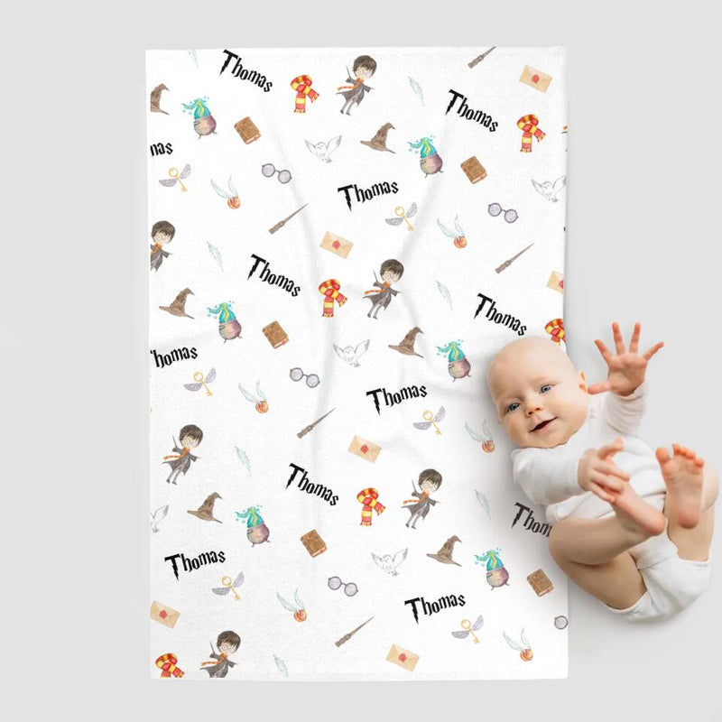 Kuschelige "Zauberer" Namensdecke für Babys und Kinder – Personalisiertes Geschenk zur Geburt und Taufe - Print my Hero
